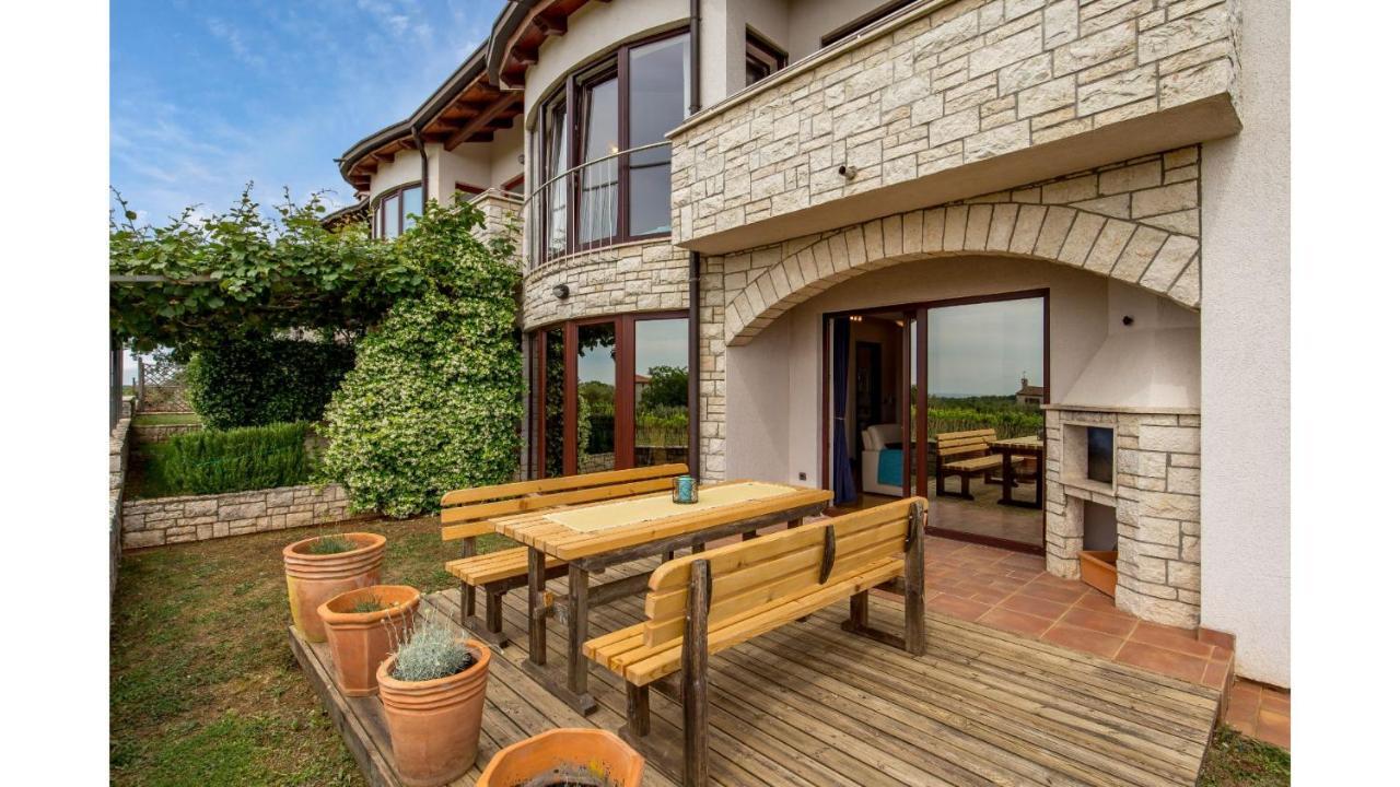 Holiday Home Bellavista Tar-Vabriga Екстер'єр фото